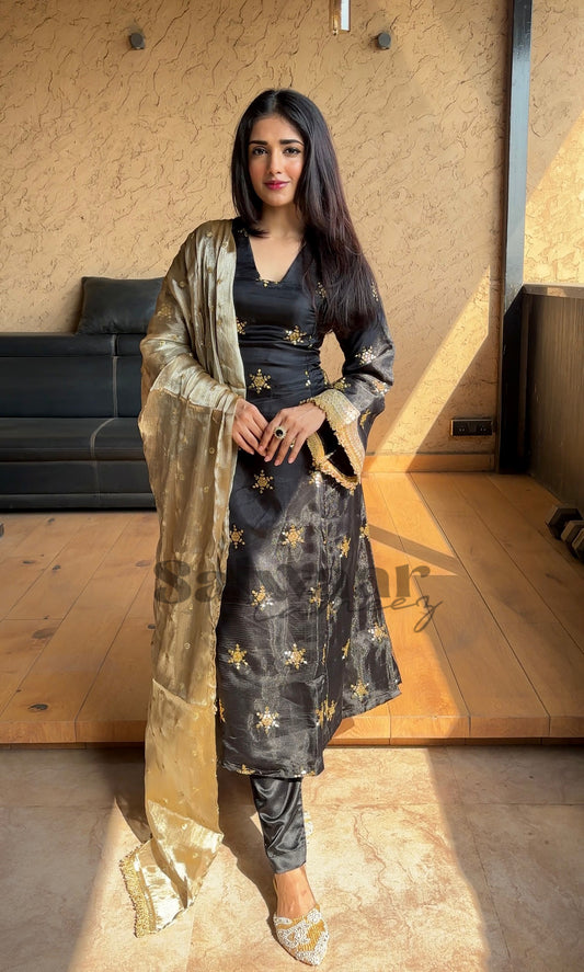 Zehra Suit Set