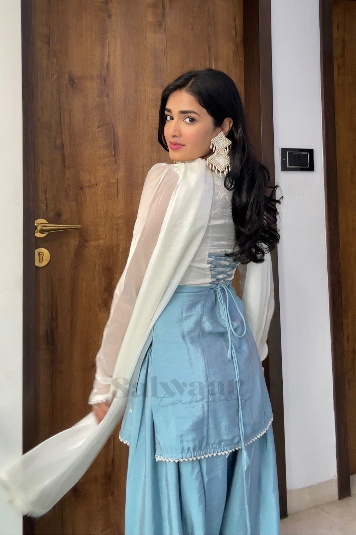 Snow White Set- Farshi Salwaar Suit